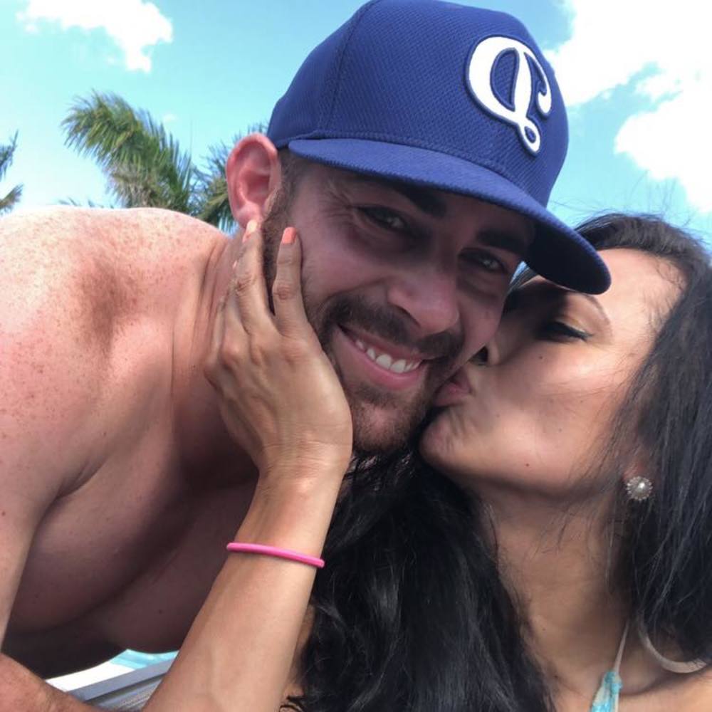 Meet your Posher, Valorie